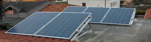 Impianto fotovoltaico a Monza - Monza e Brianza - Lombardia - <br>Potenza: 2,3kW - Tipo Impianto: Semi-Integrato